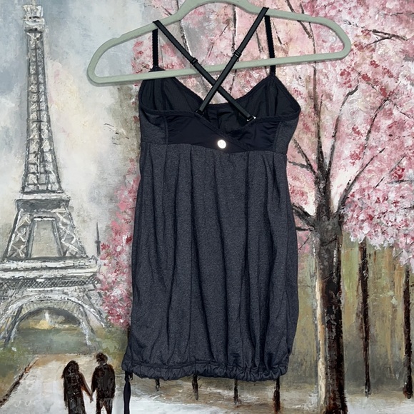 Lululemon Graceful Flow Tank Top Adjustable Strap Shelf Bra Workout Yoga sz 4 - Picture 3 of 17